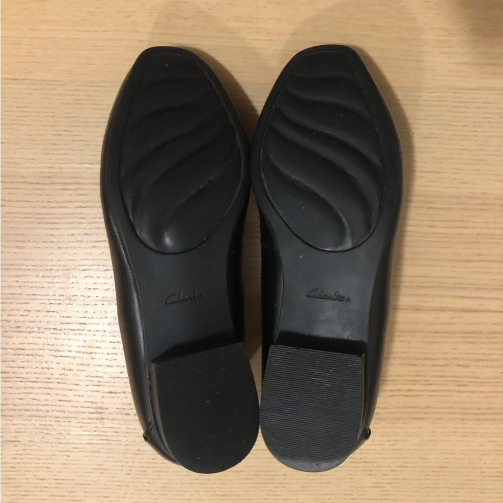 Clarks worn once